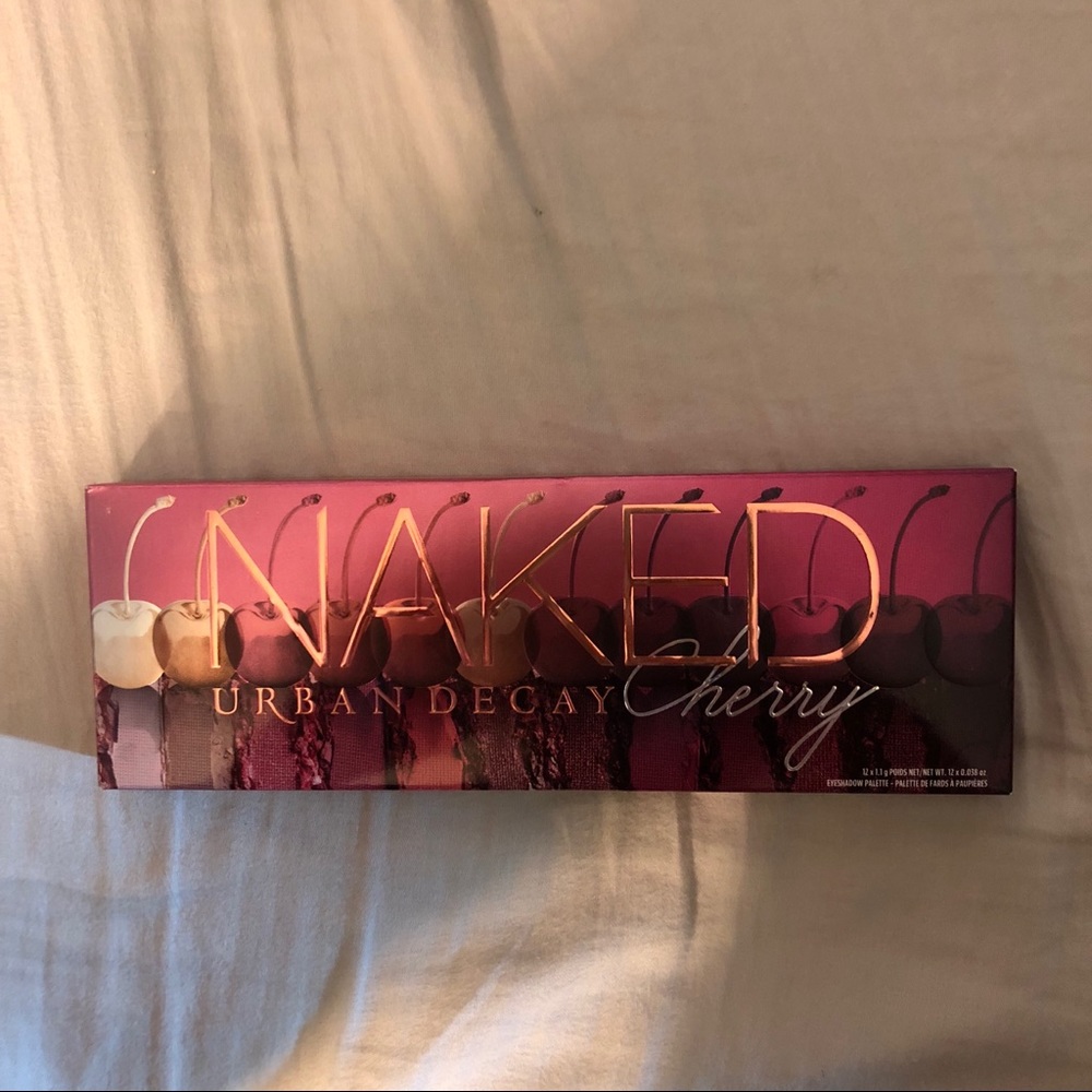 Urban Decay Naked Cherry Palette